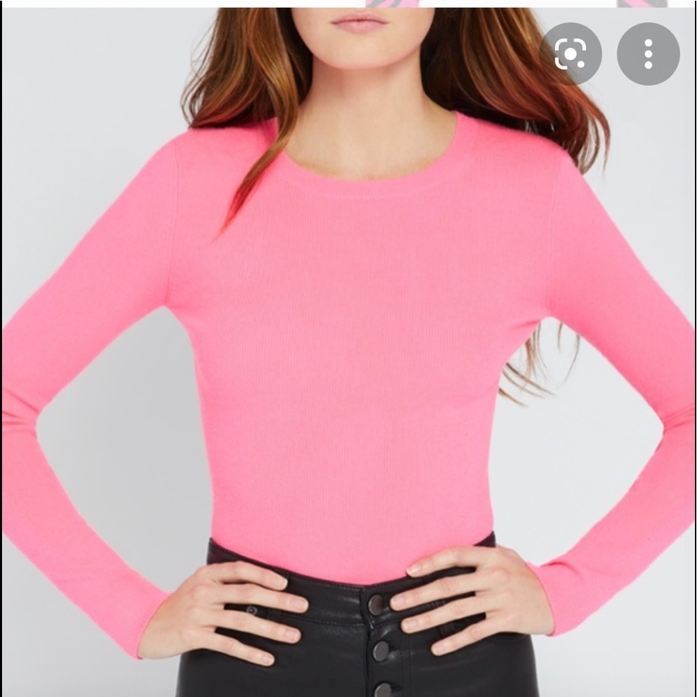 FLASH ⚡️⚡️⚡️ SALE!!! NEON PINK Alice and Olivia top! Excellent condition! XS